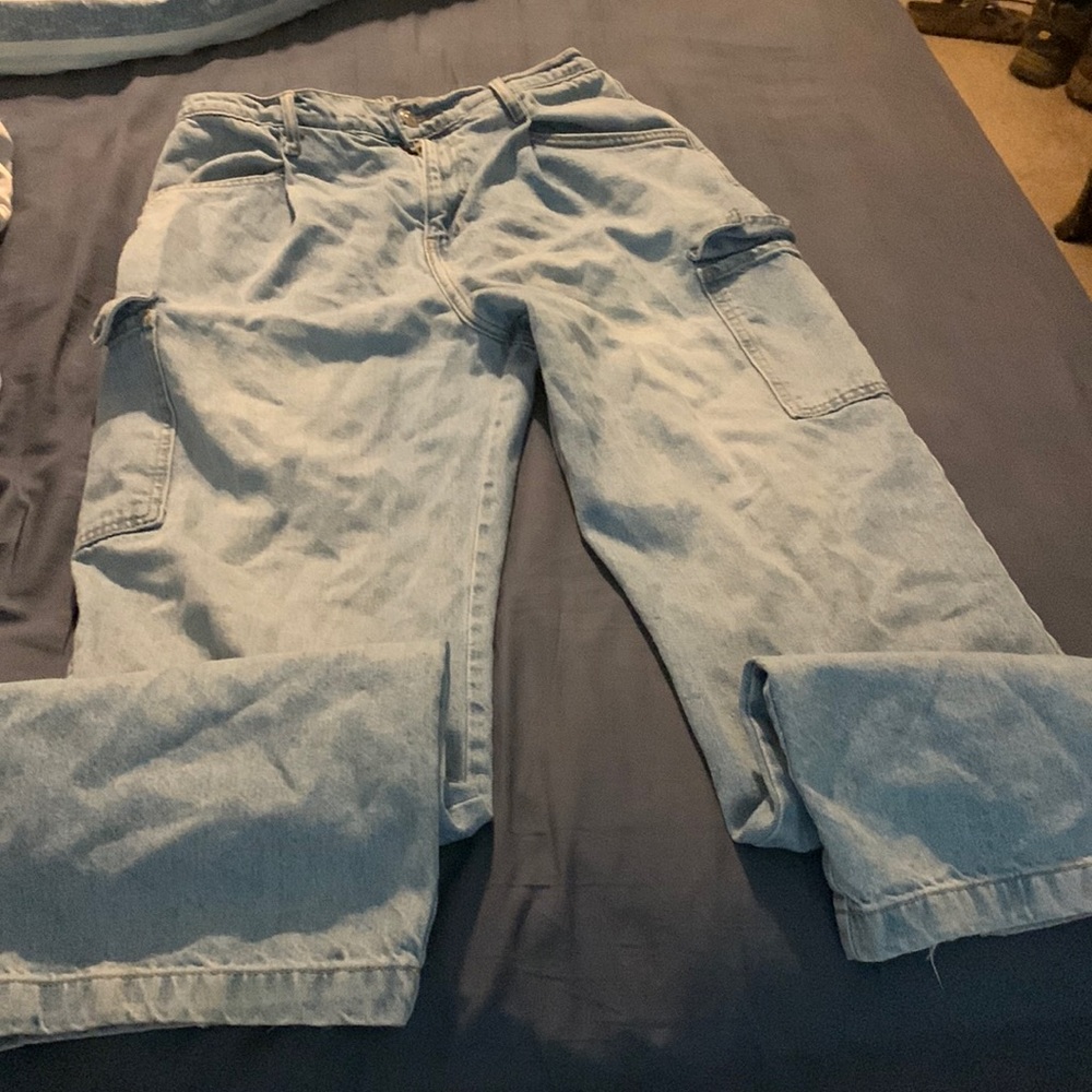Junior’s forever, 21 jeans size large.
